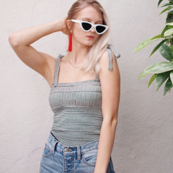 Black and white striped winched top❤️ - Picture 2 of 3